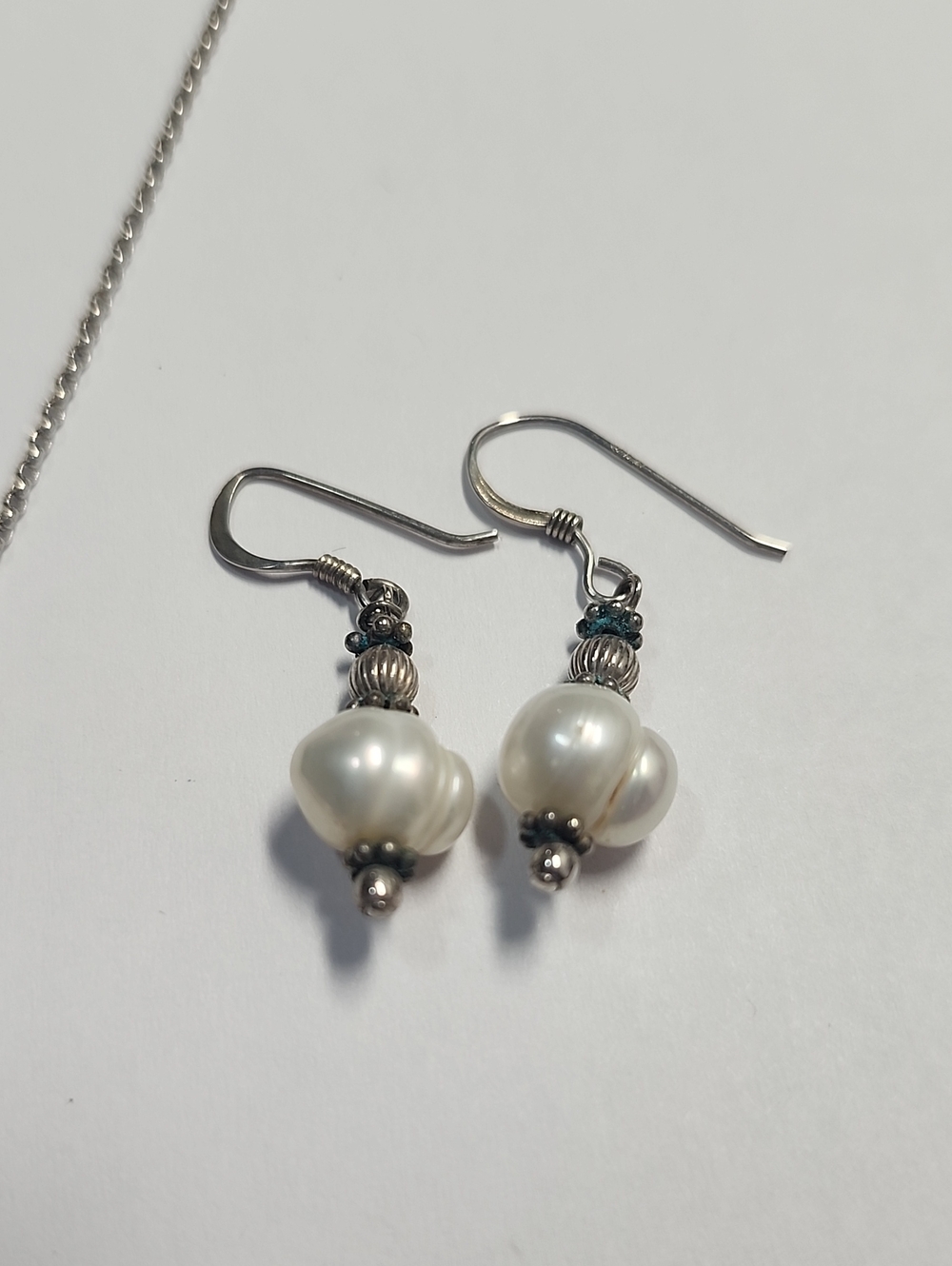 Sterling Silver Pearl Pendant Necklace and Earrings Set - White Pearls - Picture 4 of 5